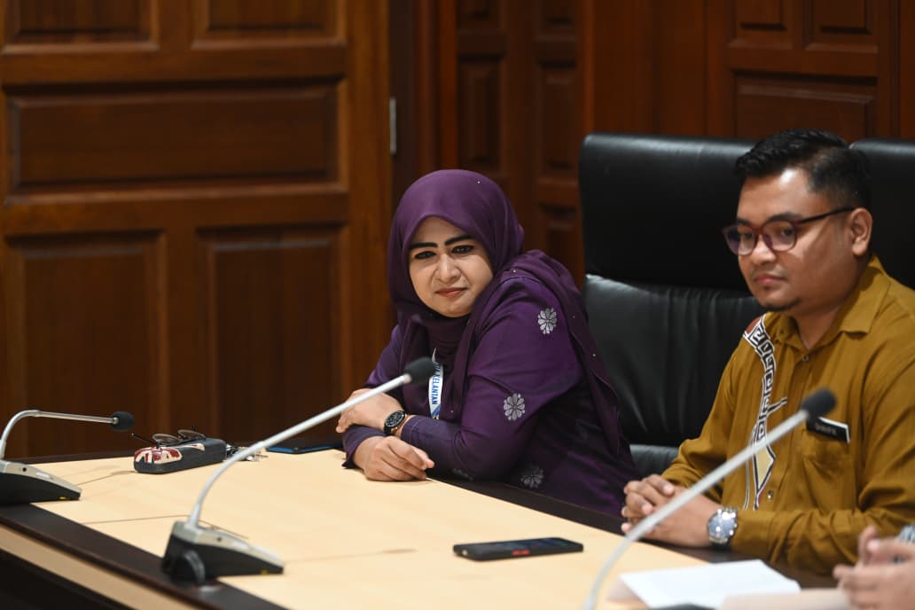 LAWATAN PENANDAARASAN EKOSISTEM KONDUSIF SEKTOR AWAM (EKSA) KOLEJ MATRIKULASI KELANTAN (KMKt) KE UNIVERSITI MALAYSIA KELANTAN (UMK)